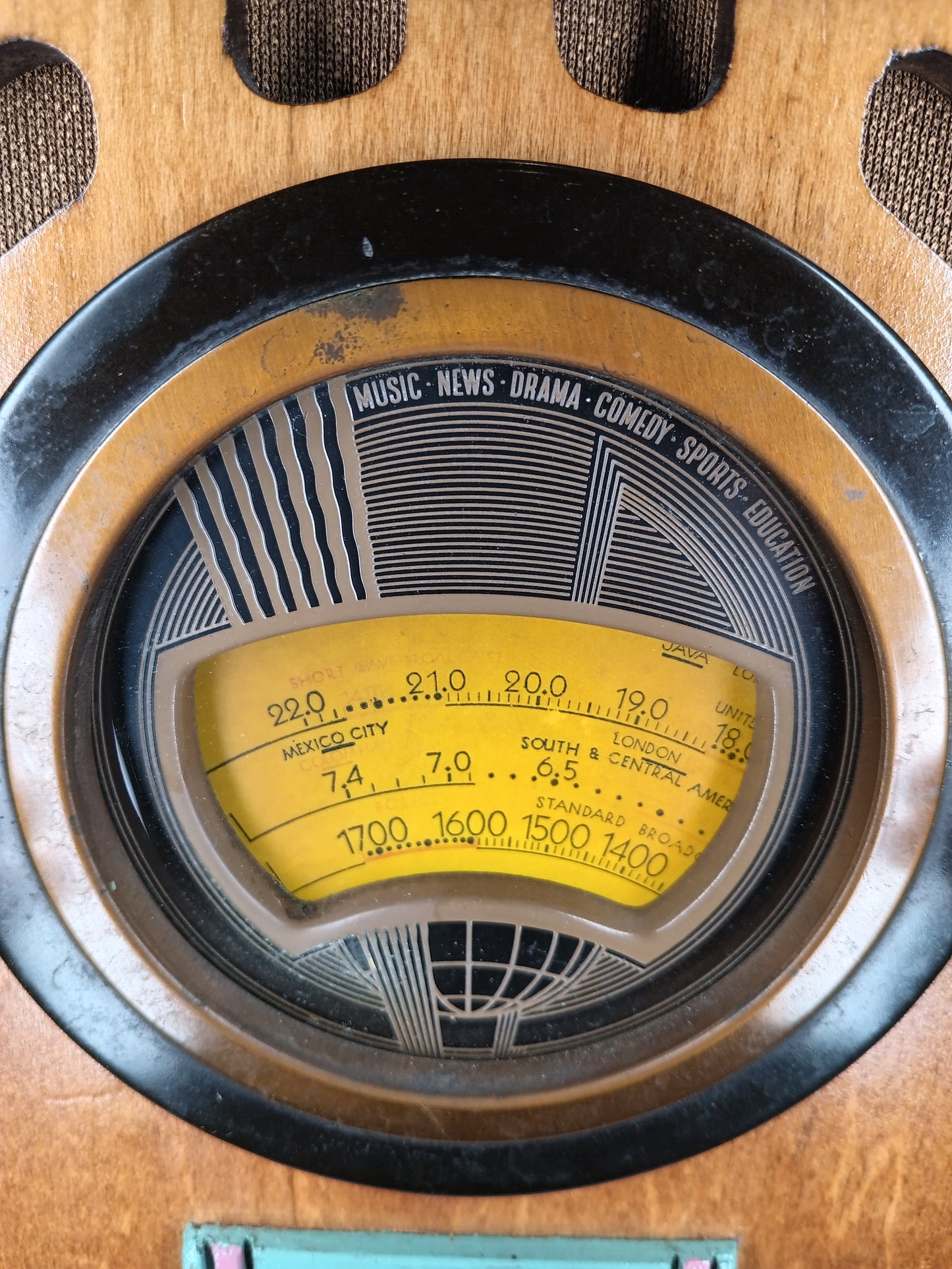 1937 Philco Raydio.